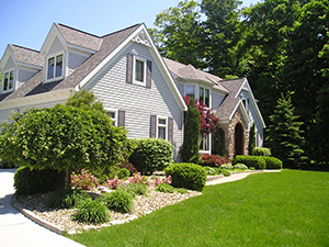 Landscapers and Lawncare Services in Latonia, KY